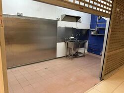 Lucky Plaza (D9), Retail #605824821